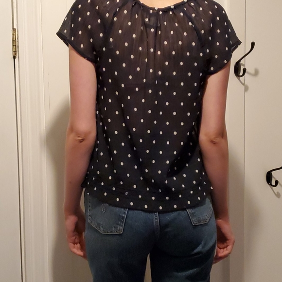 đź’™Hollister Polka-dot Blouse - Picture 13 of 14